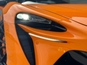 2023 Mclaren Artura 3.0t V6 7.4kwh Ssg Euro 6 (s/s) 2dr in Orange — image 6