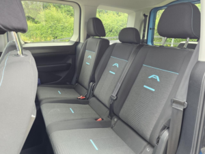 2023 Ford Tourneo Connect 2.0 Ecoblue Active MPV 5dr Diesel Dct Euro 6 (s/s) (122 Ps) in Blue — image 5