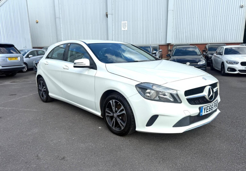 2016 Mercedes-Benz A Class 1.6 A160 Se Euro 6 (s/s) 5dr in White — image 1