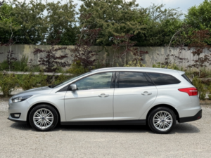 2018 Ford Focus 1.0 T Ecoboost Zetec Edition in Silver — image 5