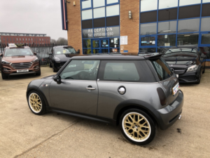 2004 MINI Hatch 1.6 Cooper S Hatch in Silver — image 5