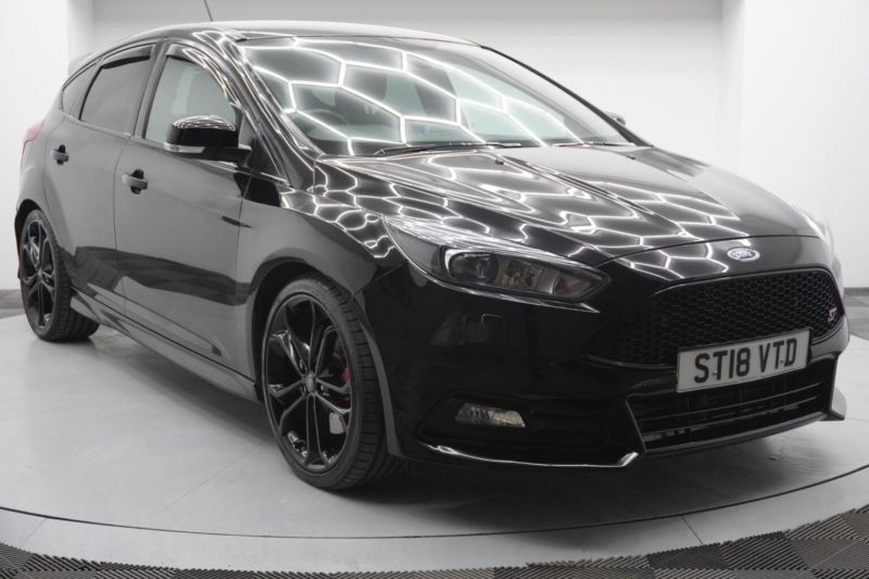 2018 Ford Focus 2.0 Tdci St-3 Euro 6 (s/s) 5dr in Black — image 1