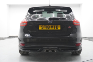 2018 Ford Focus 2.0 Tdci St-3 Euro 6 (s/s) 5dr in Black — image 6