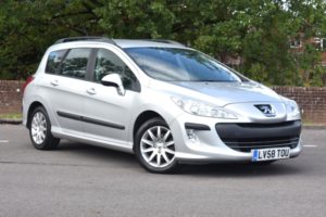 2008 Peugeot 308 Sw 1.6 Hdi Fap Sr in Silver — image 4