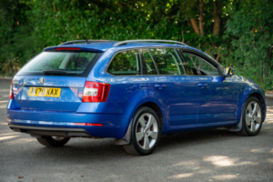 2020 Skoda Octavia 1.6 Tdi Se Drive in Blue — image 5