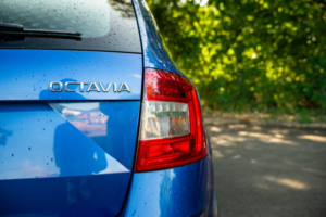 2020 Skoda Octavia 1.6 Tdi Se Drive in Blue — image 6