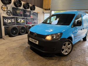2011 Volkswagen Caddy Maxi 1.6 Tdi C20 Maxi Fwd 5dr in Blue — image 6