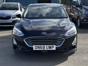 2018 Ford Focus 1.0 T Ecoboost Titanium X in Black — image 5
