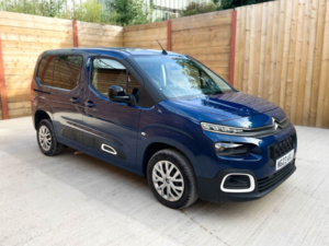 2023 Citroen Berlingo 3 SEAT Auto Wheelchair Accessible Disabled Access Vehicle Wav in Blue — image 3