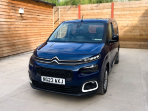 2023 Citroen Berlingo 3 SEAT Auto Wheelchair Accessible Disabled Access Vehicle Wav in Blue — image 5