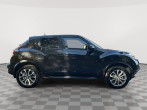 2017 Nissan Juke 1.6 Tekna SUV 5dr Petrol Xtron Euro 6 (117 Ps) in Black — image 6