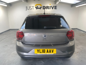 2018 Volkswagen Polo 1.0 Se Hatchback 5dr Petrol Manual Euro 6 (s/s) (75 Ps) in Grey — image 4