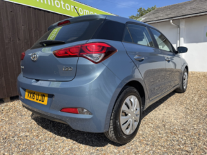 2016 Hyundai I20 1.2 I20 S 1.2 75p Bd in Blue — image 6