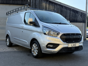 2021 Ford Transit Custom 2.0 300 Ecoblue Limited L2 H1 Euro 6 (s/s) 5dr in Silver — image 3