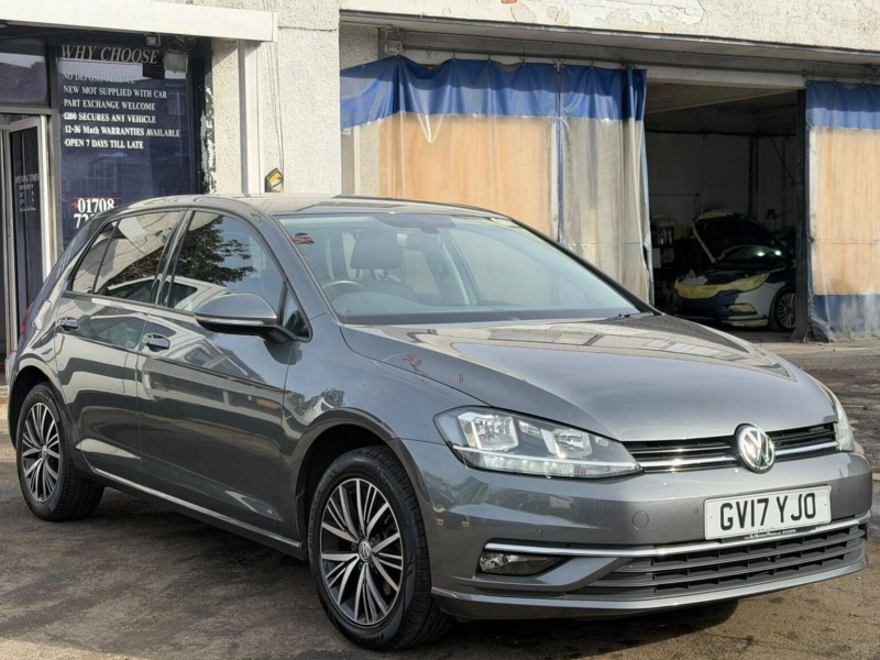 2017 Volkswagen Golf 1.4 Tsi Bluemotion Tech Se Nav DSG Euro 6 (s/s) 5dr in Grey — image 1
