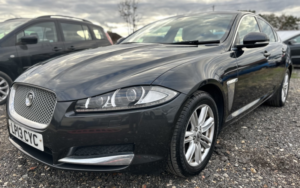 2013 Jaguar Xf 2.2 D Luxury in Grey — image 3