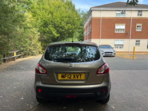 2012 Nissan Qashqai 1.6 Acenta 2WD Euro 5 (s/s) 5dr in Beige — image 5