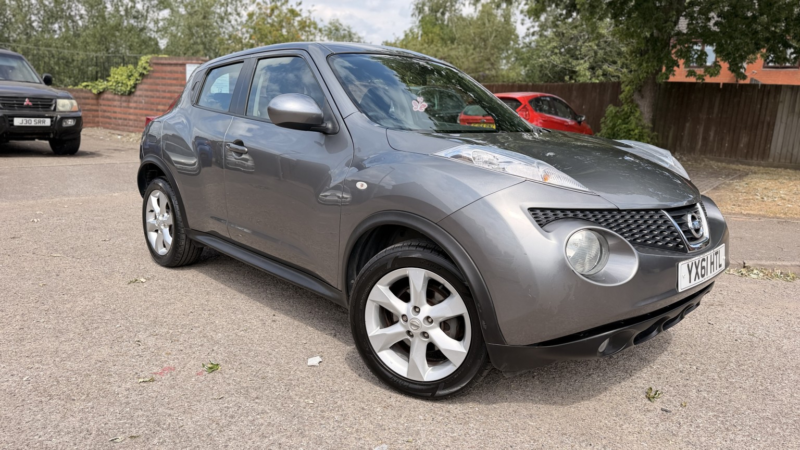 2012 Nissan Juke 1.6 Acenta in Grey — image 1