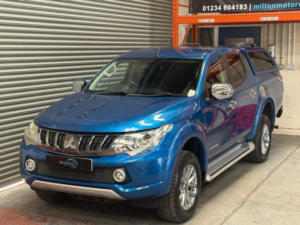 2017 Mitsubishi L200 2.4 Di-D Dc Barbarian Auto 4WD Euro 6 4dr in Blue — image 3