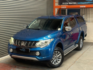 2017 Mitsubishi L200 2.4 Di-D Dc Barbarian Auto 4WD Euro 6 4dr in Blue — image 4