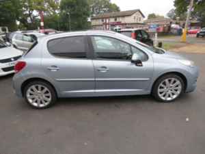 2011 Peugeot 207 1.6 Vti Allure Tiptronic Euro 5 5dr in Blue — image 5