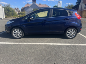 2010 Ford Fiesta 1.4 Zetec in Blue — image 4