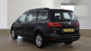 2015 Volkswagen Sharan 2.0 Tdi Bluemotion Tech Se Euro 5 (s/s) 5dr in Black — image 3