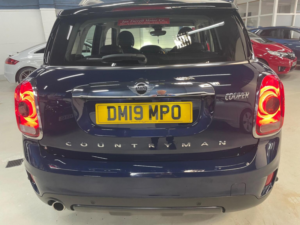 2019 MINI Countryman 1.5 Cooper Exclusive Euro 6 (s/s) 5dr in Blue — image 4