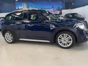 2019 MINI Countryman 1.5 Cooper Exclusive Euro 6 (s/s) 5dr in Blue — image 6
