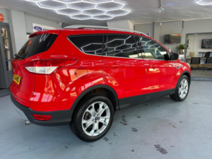 2014 Ford Kuga 2.0 Tdci Titanium 2WD Euro 5 5dr in Red — image 6