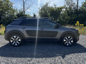 2017 Citroen C4 Cactus 1.6 Bluehdi Flair in Grey — image 2