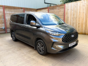 2025 Ford Tourneo Custom 4 SEAT Auto Wheelchair Accessible Disabled Access Vehicle Wav in Grey — image 4