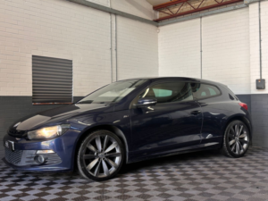 2014 Volkswagen Scirocco 2.0 Tdi Bluemotion Tech R-Line Hatchback 3dr Diesel DSG Euro 5 (s/s) (leather, Nav) (140 Ps) in Blue — image 3