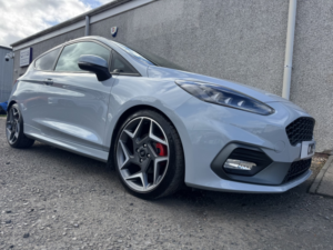 2019 Ford Fiesta 1.5 T Ecoboost St-3 in Silver — image 5