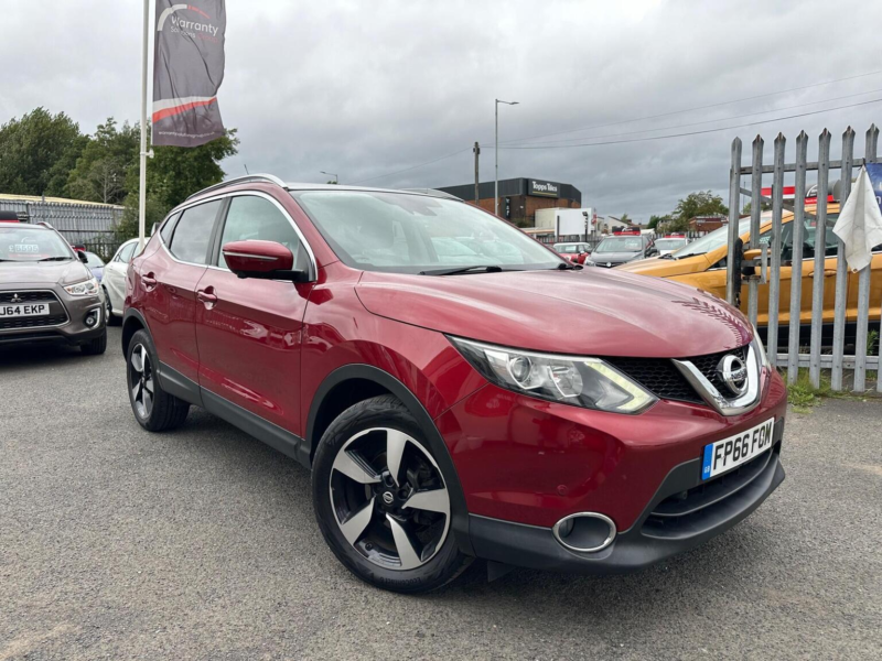 2016 Nissan Qashqai 1.5 Dci N-Connecta 2WD Euro 6 (s/s) 5dr in Red — image 1