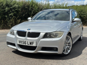 2006 BMW 3 Series 3.0 330i M Sport Touring Euro 4 5dr in Silver — image 2