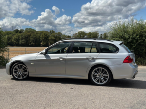 2006 BMW 3 Series 3.0 330i M Sport Touring Euro 4 5dr in Silver — image 5