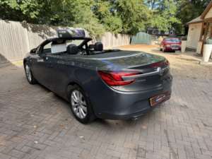 2014 Vauxhall Cascada 1.4 T Elite Convertible in Grey — image 5