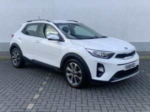 2018 Kia Stonic 1.4 Mpi 2 5-Door in White — image 3