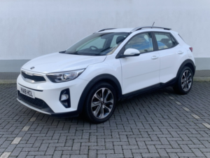 2018 Kia Stonic 1.4 Mpi 2 5-Door in White — image 4