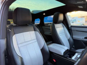 2019 Land Rover Range Rover Evoque 2.0 D180 R-Dynamic Hse Auto 4WD Euro 6 (s/s) 5dr in Silver — image 3