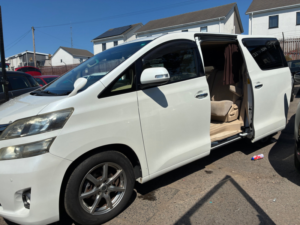 2022 Toyota Unknown Vellfire in White — image 2