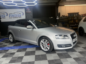 2011 Audi A3 Cabriolet 1.6 Tdi Sport in Silver — image 3