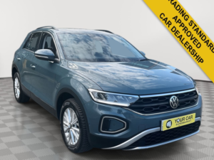 2023 Volkswagen T-Roc 1.5 Tsi Life SUV 5dr Petrol DSG Euro 6 (s/s) (150 Ps) in Blue — image 2