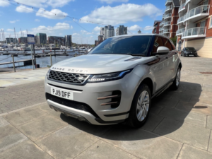 2019 Land Rover Range Rover Evoque 2.0 D200 Mhev R-Dynamic Se SUV 5dr Diesel Auto 4WD Euro 6 (s/s) (204 Ps) in Silver — image 2