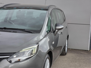 2017 Vauxhall Zafira Tourer 1.4i Turbo Design Euro 6 5dr in Grey — image 4