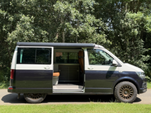 2019 Volkswagen California 2.0 Bitdi Ocean in Blue — image 5