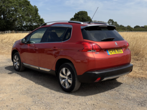 2016 Peugeot 2008 1.2 Puretech Allure in Red — image 3