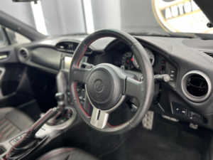 2013 Toyota Gt86 2.0 Boxer D-4s in Grey — image 4