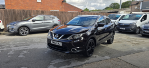 2016 Nissan Qashqai 1.6 Dig-T Tekna in Black — image 2